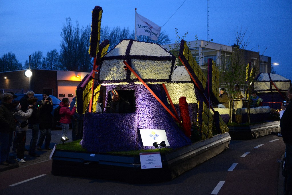../Images/Bloemencorso 2015 101.jpg